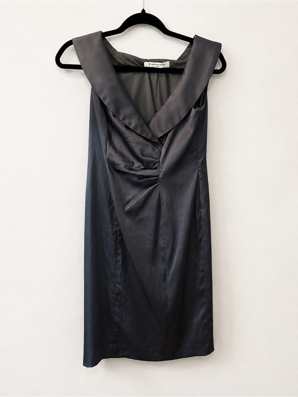 Evan Picone Size 6 Charcoal Gray Satin Ruched Sheath Dress